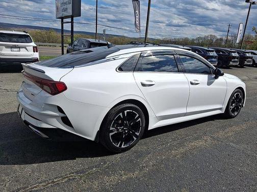 Glacial White Pearl 2024 Kia K5 GT-Line