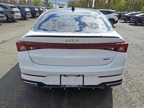 Glacial White Pearl 2024 Kia K5 GT-Line