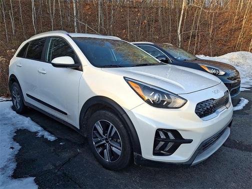 2022 Kia Niro LXS