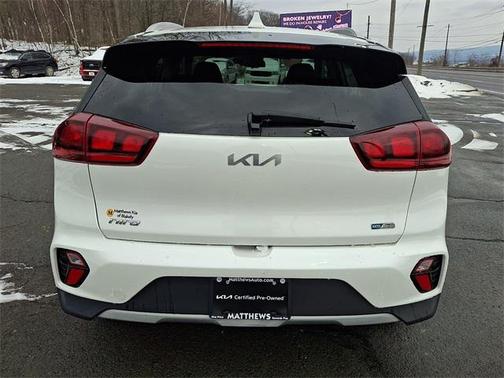 2022 Kia Niro LXS
