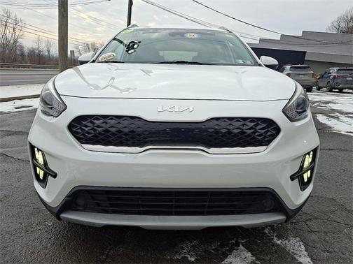 2022 Kia Niro LXS