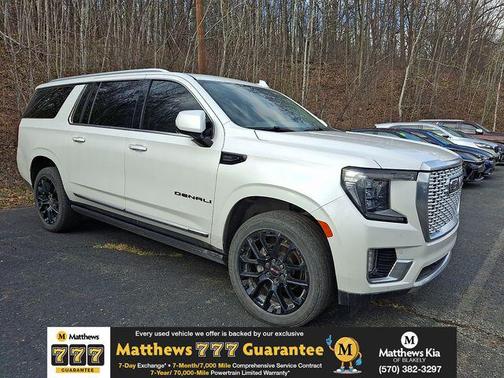 White Frost Tricoat 2022 GMC Yukon XL Denali