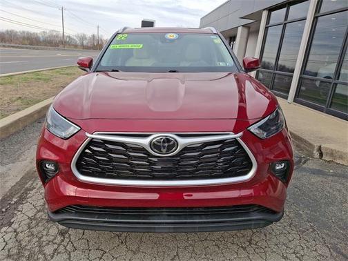 2022 Toyota Highlander XLE