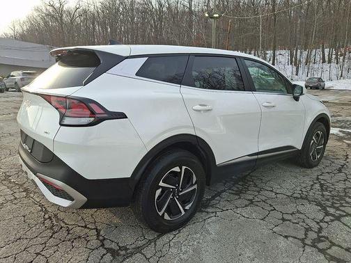2023 Kia Sportage Hybrid LX