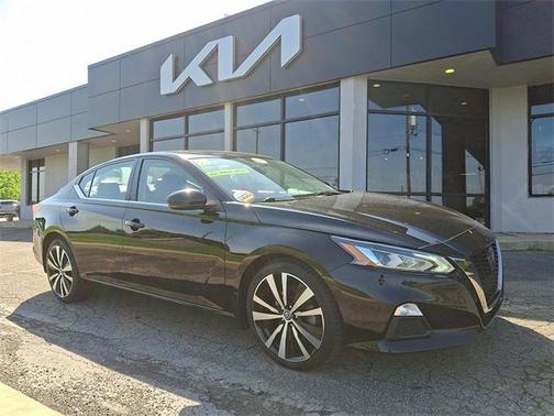 2020 Nissan Altima SR Intelligent AWD
