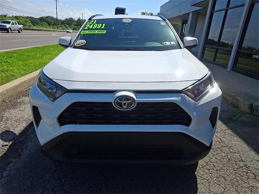 2021 Toyota RAV4 LE