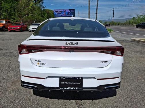 2022 Kia K5 GT-Line