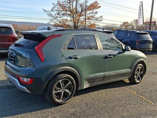 2023 Kia Niro EX