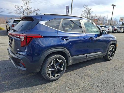 Dark Ocean Blue 2024 Kia Seltos EX
