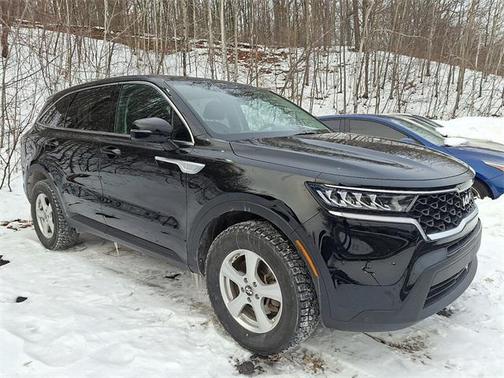 2022 Kia Sorento LX