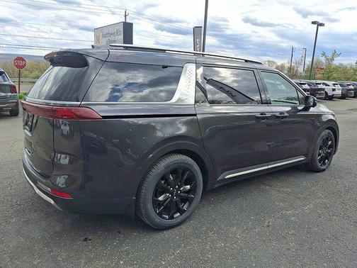 Panthera Metal 2024 Kia Carnival SX Prestige