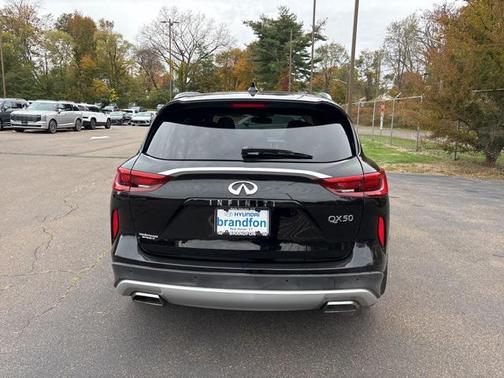 2019 INFINITI QX50 ESSENTIAL