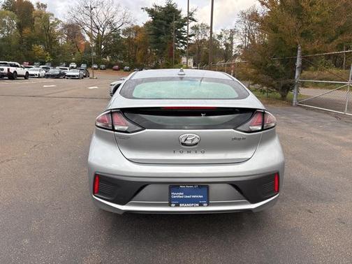 2021 Hyundai IONIQ Plug-In Hybrid SEL