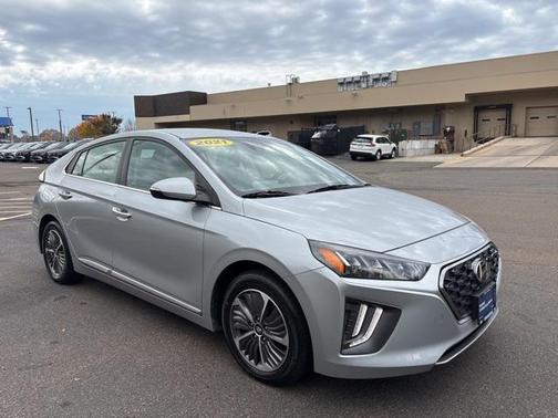 2021 Hyundai IONIQ Plug-In Hybrid SEL