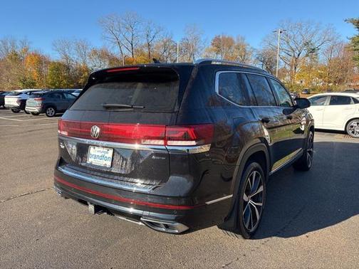 2024 Volkswagen Atlas 2.0T SEL Premium R-Line 4MOTION