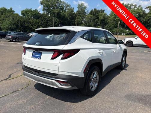 2025 Hyundai TUCSON SE