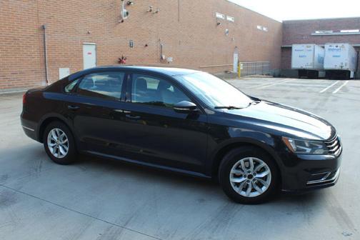 2018 Volkswagen Passat 2.0T S