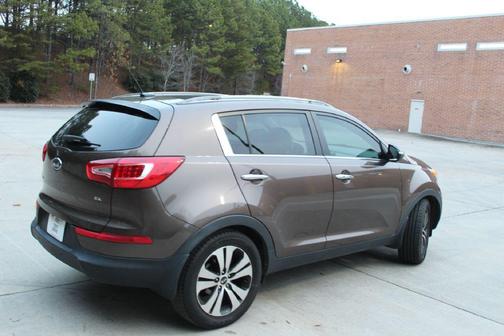 Sand Track 2011 Kia Sportage EX