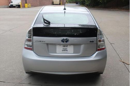 2010 Toyota Prius One