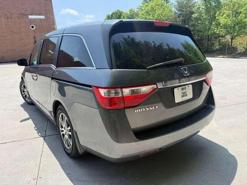 Polished Metal Metallic 2012 Honda Odyssey EX