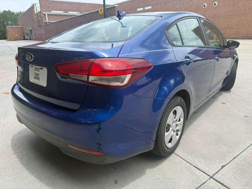 Deep Sea Blue 2018 Kia Forte LX