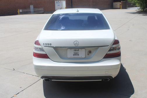2009 Mercedes-Benz S-Class S550
