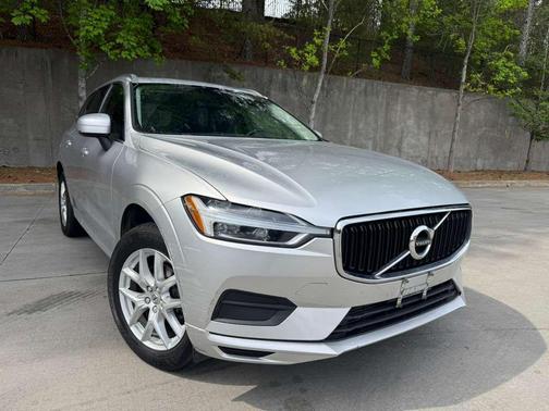 2019 Volvo XC60 T5 Momentum