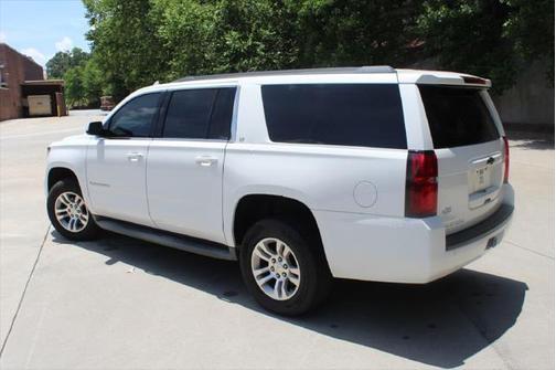 2016 Chevrolet Suburban LT