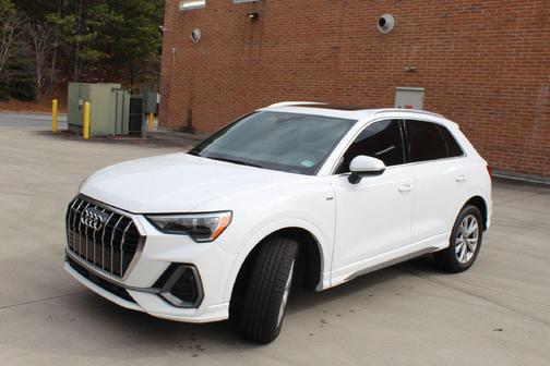 2021 Audi Q3 45 S line Premium