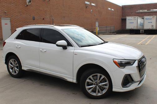 2021 Audi Q3 45 S line Premium