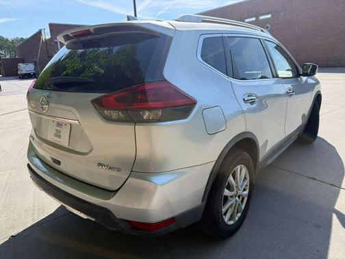 Brilliant Silver 2018 Nissan Rogue SV