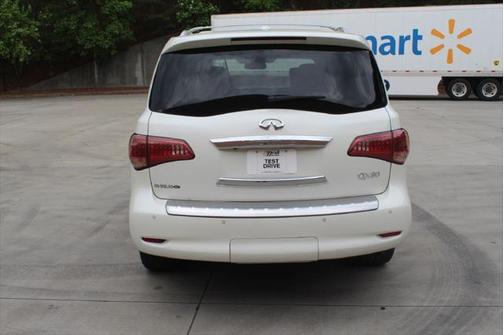 2015 INFINITI QX80 Base