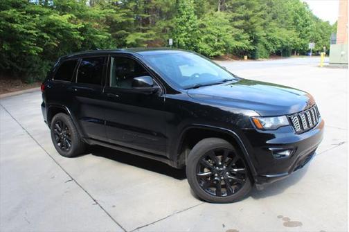 2018 Jeep Grand Cherokee Laredo E