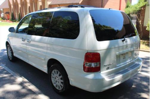 Photo 2 of 24 of 2003 Kia Sedona EX