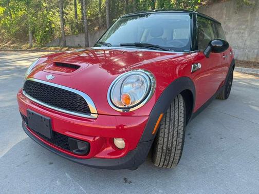 Chili Red 2013 MINI Hardtop Cooper S