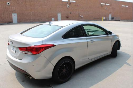 2013 Hyundai ELANTRA GS