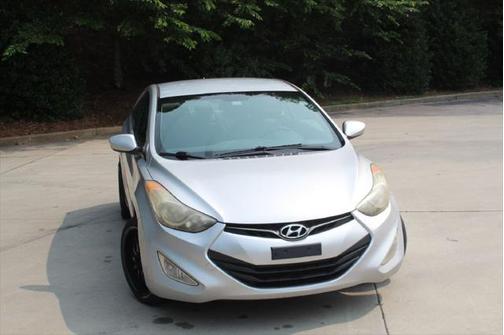 2013 Hyundai ELANTRA GS