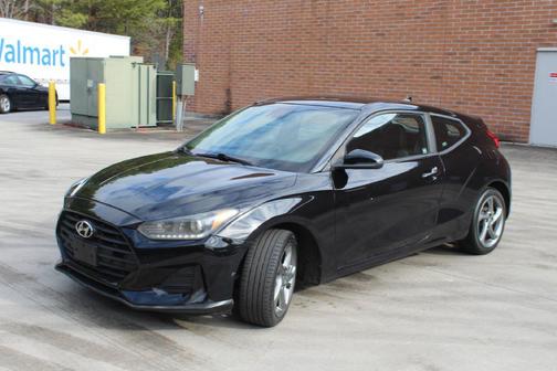 2019 Hyundai Veloster 2