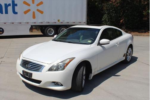 2011 INFINITI G37x Base