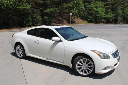 2011 INFINITI G37x Base