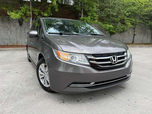 Modern Steel Metallic 2016 Honda Odyssey SE