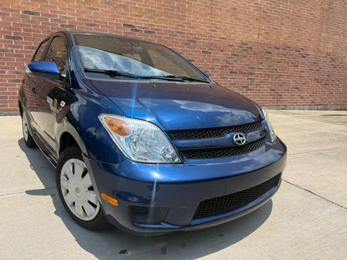 BLUE 2006 Scion xA