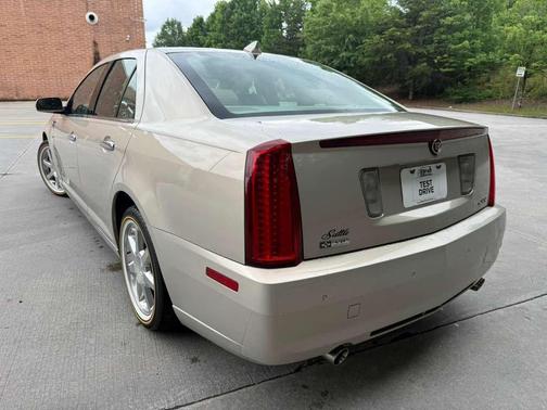 BEIGE 2009 Cadillac STS V8