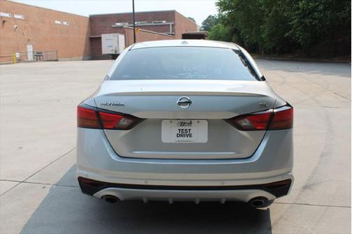 2020 Nissan Altima 2.5 SL