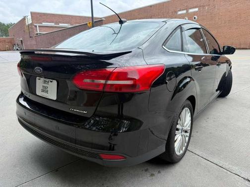 White Platinum Metallic Tri-Coat 2017 Ford Focus Titanium