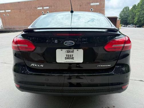 White Platinum Metallic Tri-Coat 2017 Ford Focus Titanium