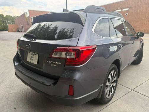 GRAY 2016 Subaru Outback 3.6R Limited