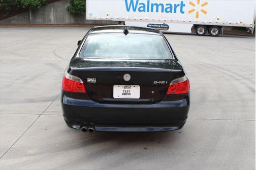 2004 BMW 545 I