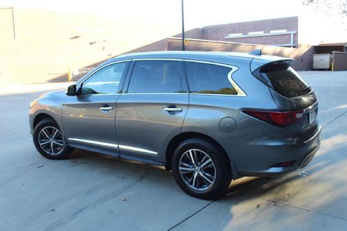 2017 INFINITI QX60 Base