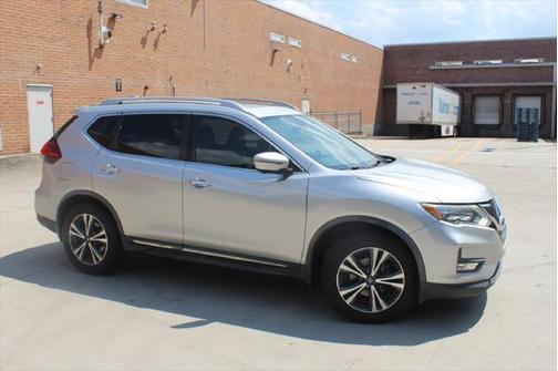 2017 Nissan Rogue SL